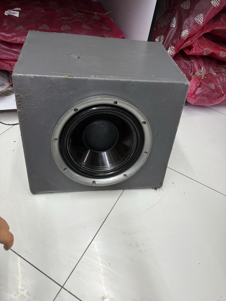 Kenwood KFC-W3011 sambufer 1200W