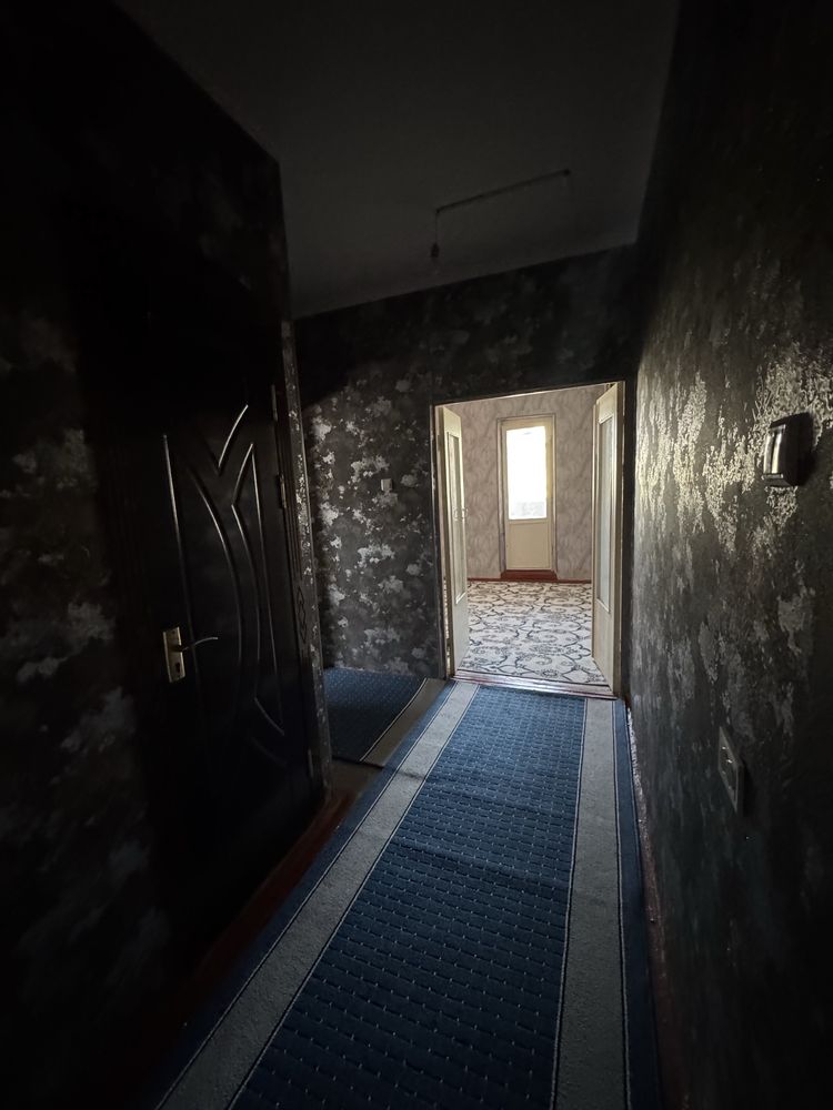 Kivartira 5 da 13 chi maktab yonida