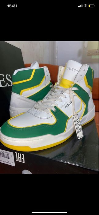 Adidași guess marimea 43noi