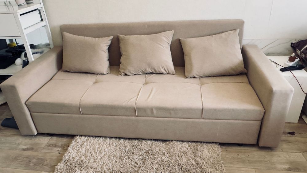 Продам раскладной Диван 210*80