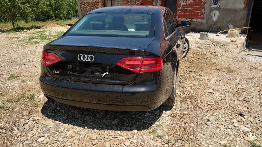 Audi A4 b8 на части 2.0TDI