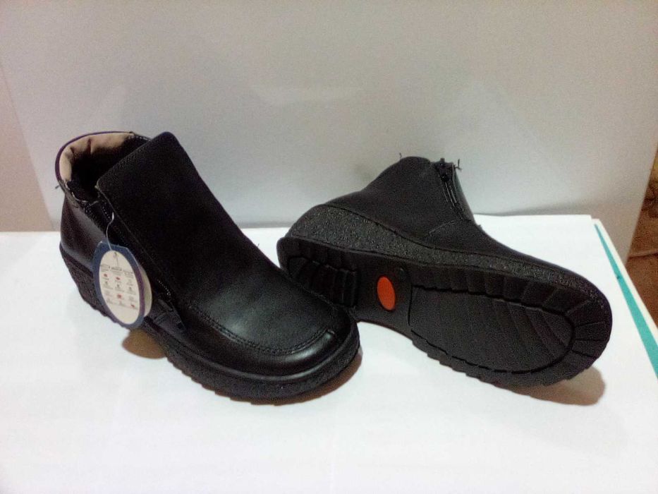 Шити и лепени кожени зимни обувки