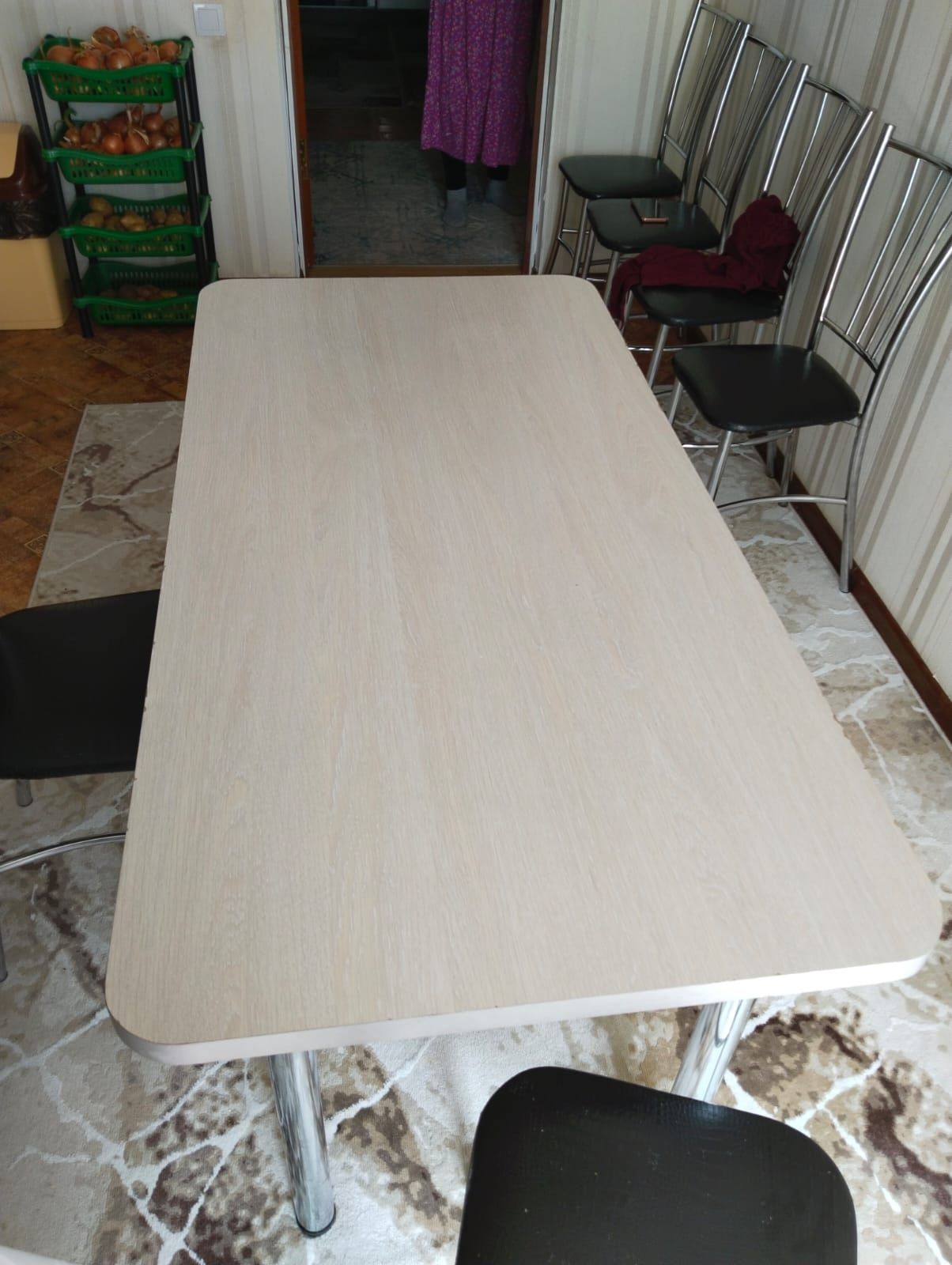 Кухонный стол отличном состоянии