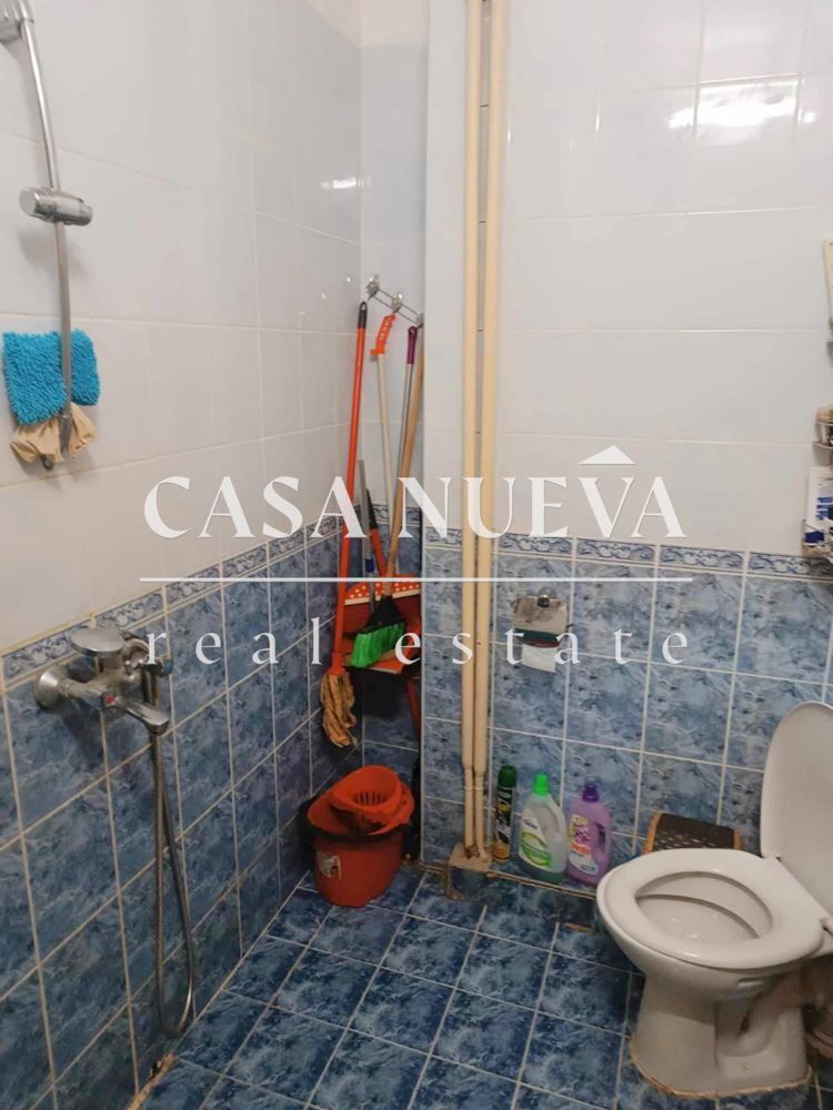 Продава се Двустаен апартамент в Перник, Център - 59 кв.м за 1907 €/кв.м - Снимка #7