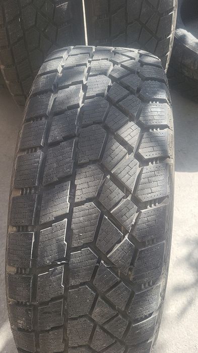 Шины зимние 245/50R20 б/у