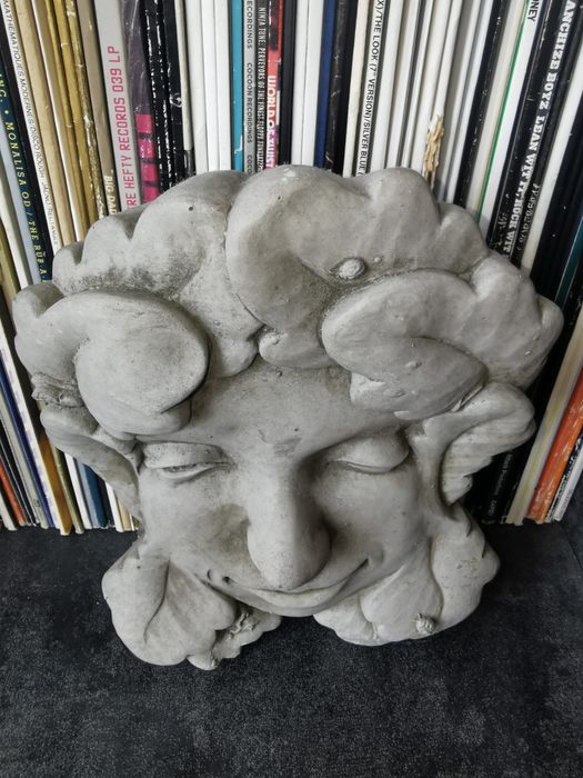 Антикварна фигура глава на фея елф подписана автентична масивна декор