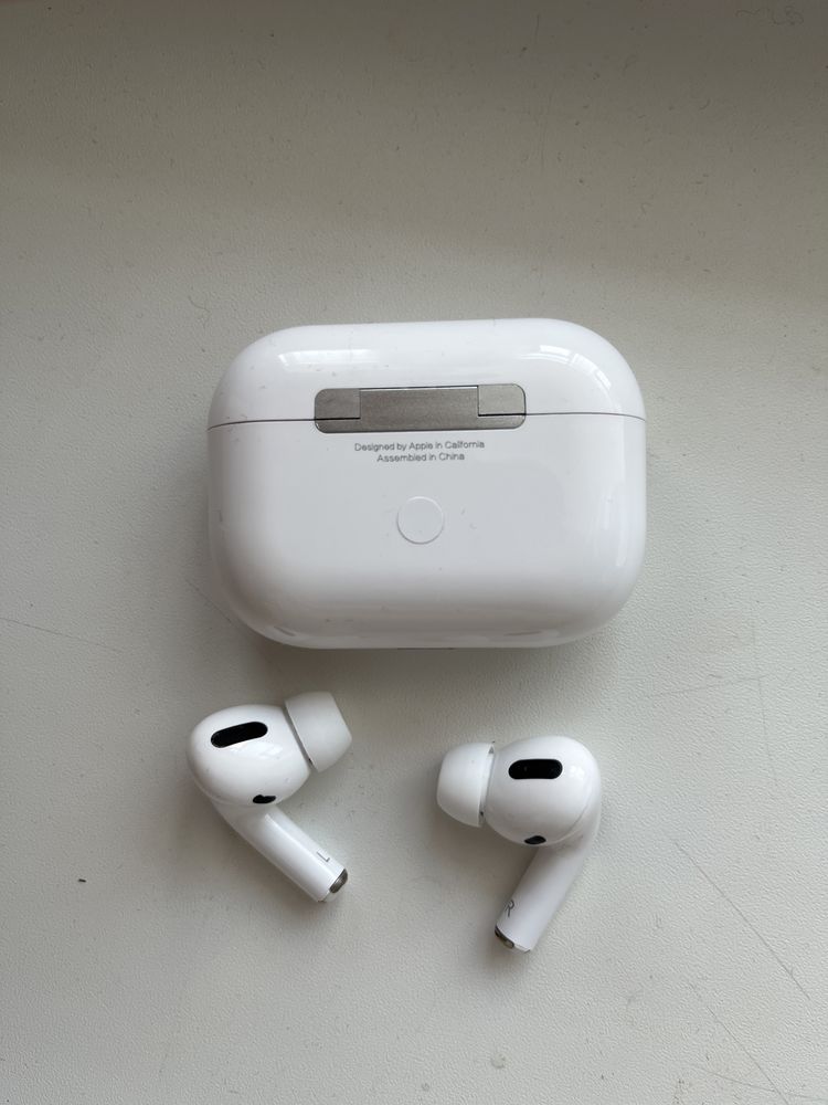 Airpods pro продам