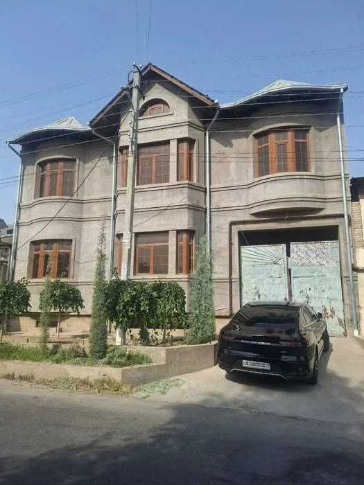 Саламатина Яккасарой Дом 2.7сот Уй сотилади Срочно