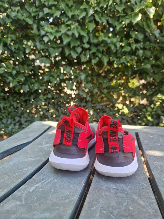 Nike с лесно ластично обуване без усилия като чорап