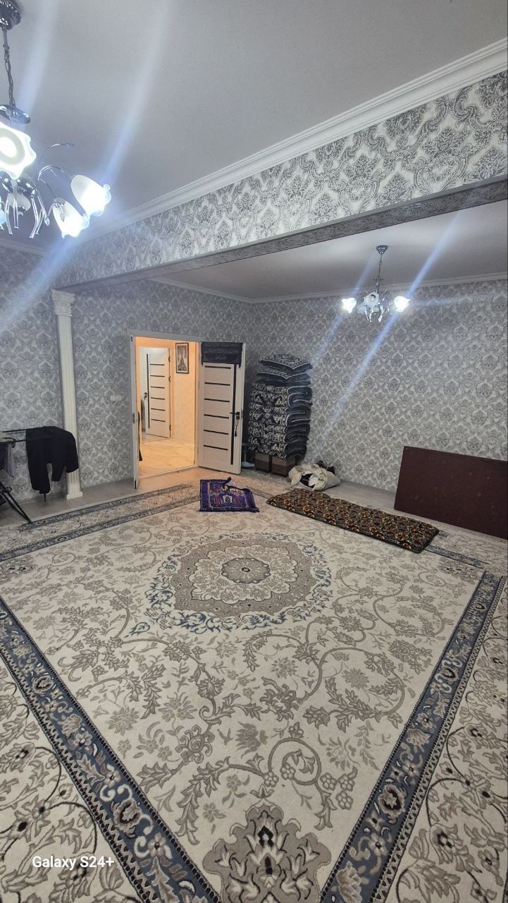 4 ком. квартира, 4/2/5. Сергели 7. Метро "Yangihayot" (4-bekat) -500 м