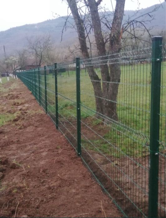 Garduri și porți împrejmuiri terenuri