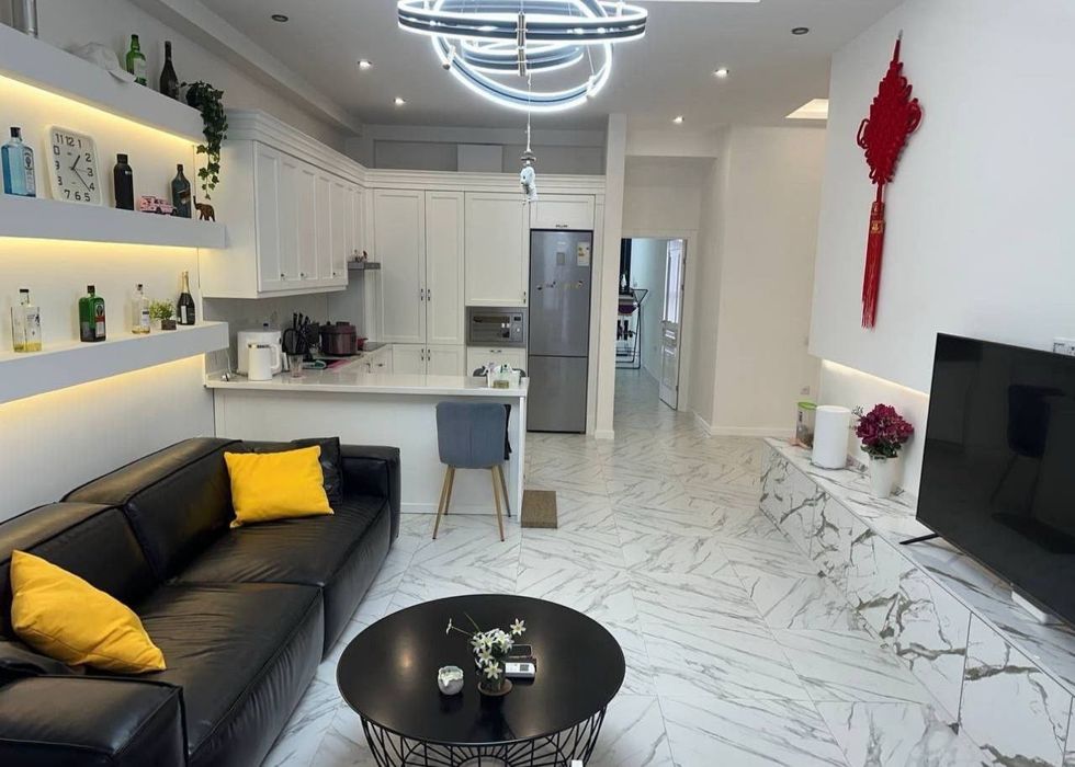 Срочно продаётся квартира самом центре города ЖК Мирабад Авеню