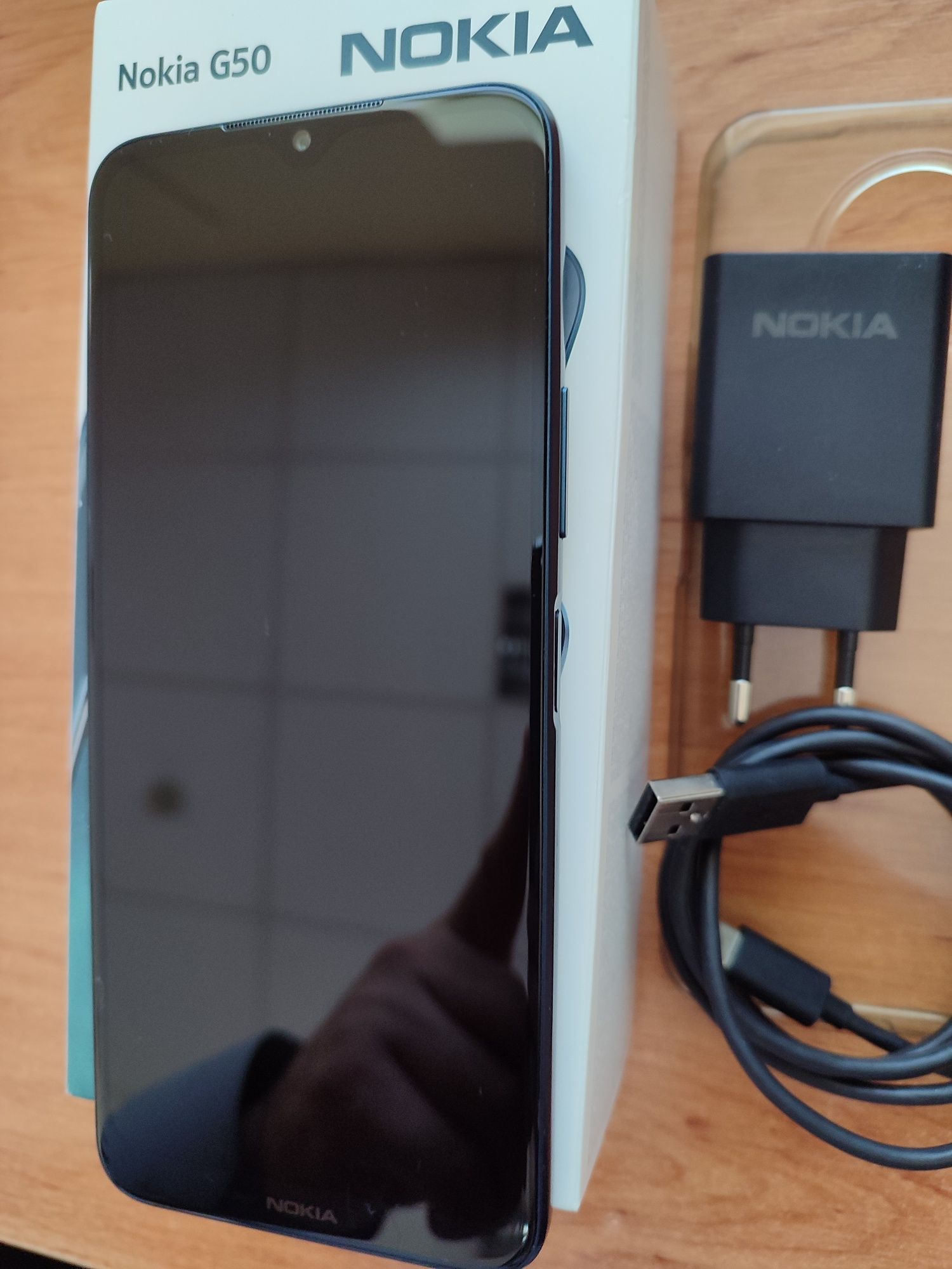 Nokia G50 не различим от нов