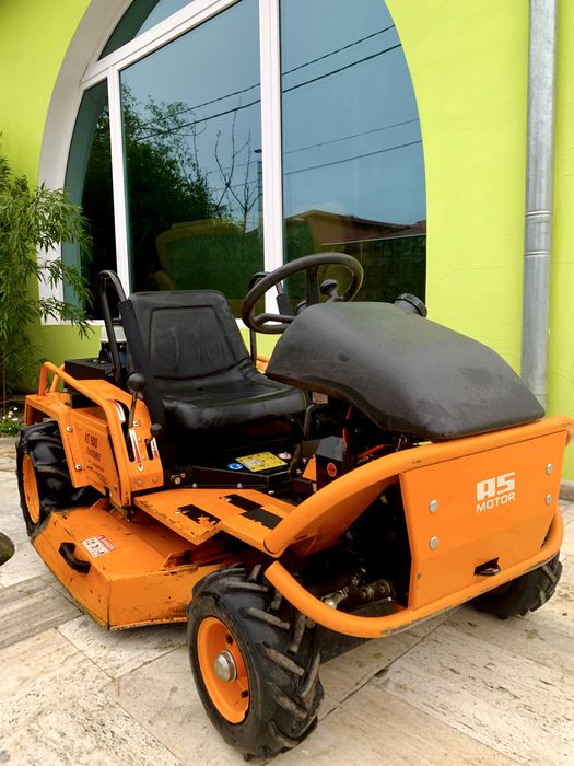 Tractoras de tuns iarba As Motor Tocator Vegetatie Profesional