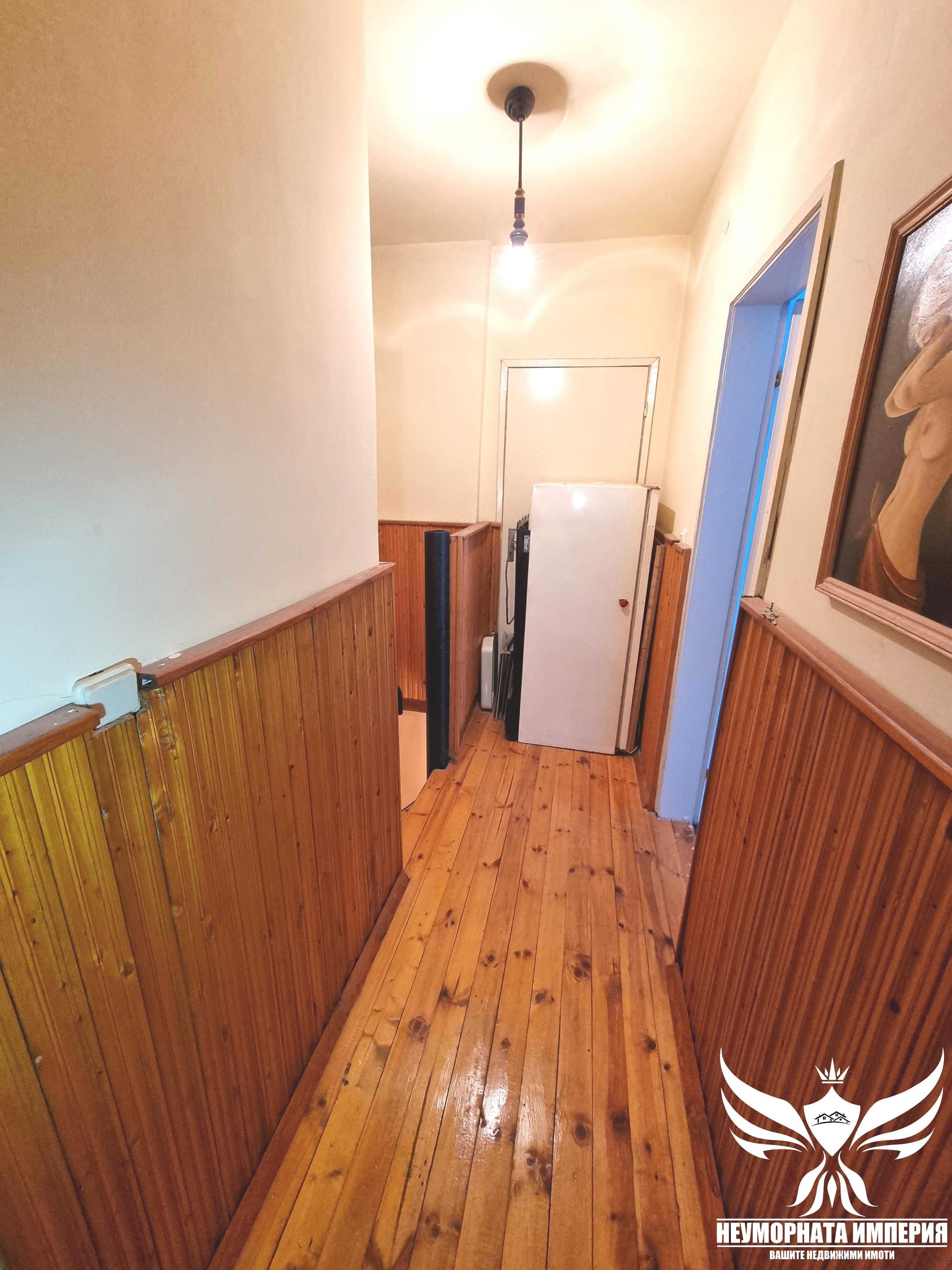 Продавам тристаен/двуетажен мезонет 87РЗПкв гр.Асеновгрд, център