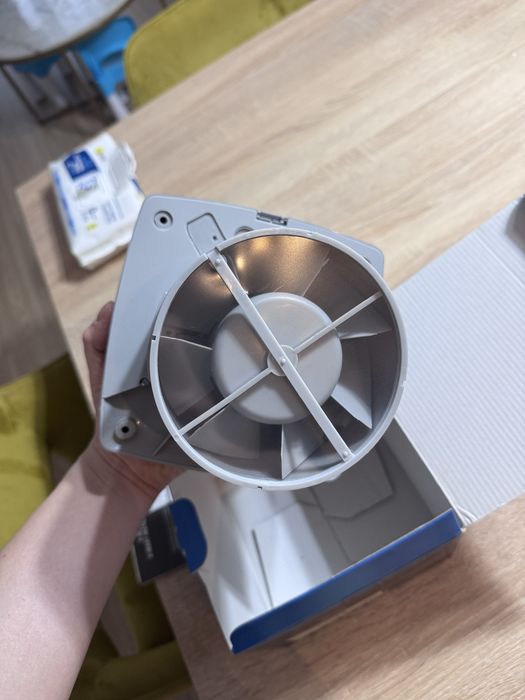 Ventilator de baie perimetral  X-mart 12 inox Cata