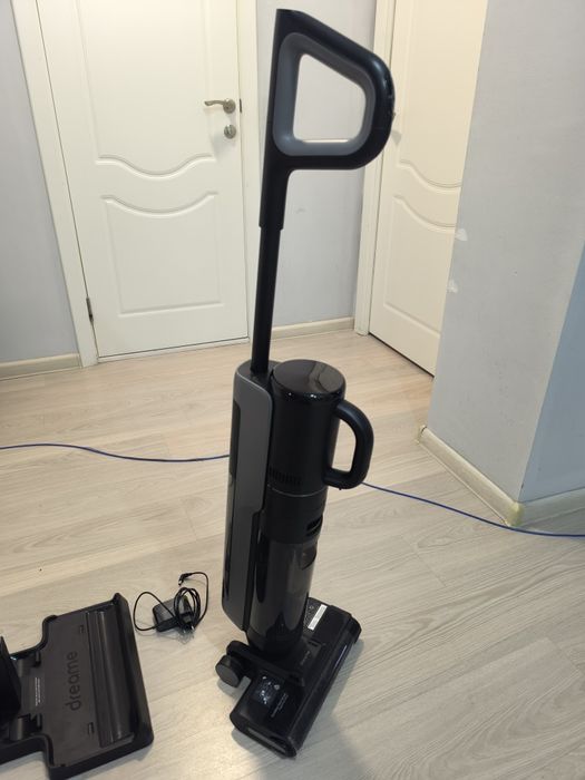 Моющий пылесос DREAME M12. Без дополнительных насадок. Чистый