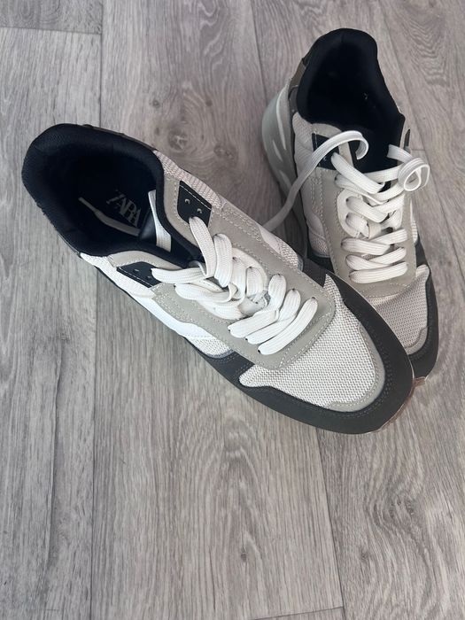 Мъжки обувки ZARA