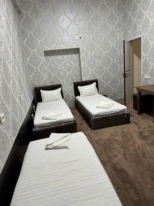 Hotel сергели, янги хаёт, метрони йонида, арзон