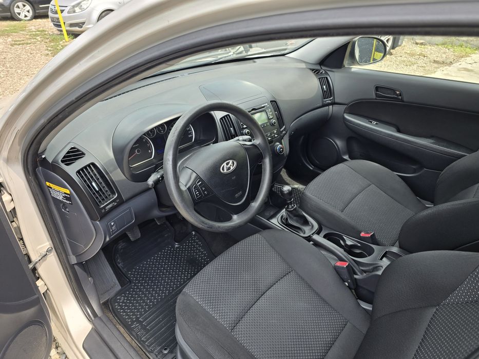 Hyundai i30 1.4 benzina fab 2009 RATE/CASH/BUY BACK