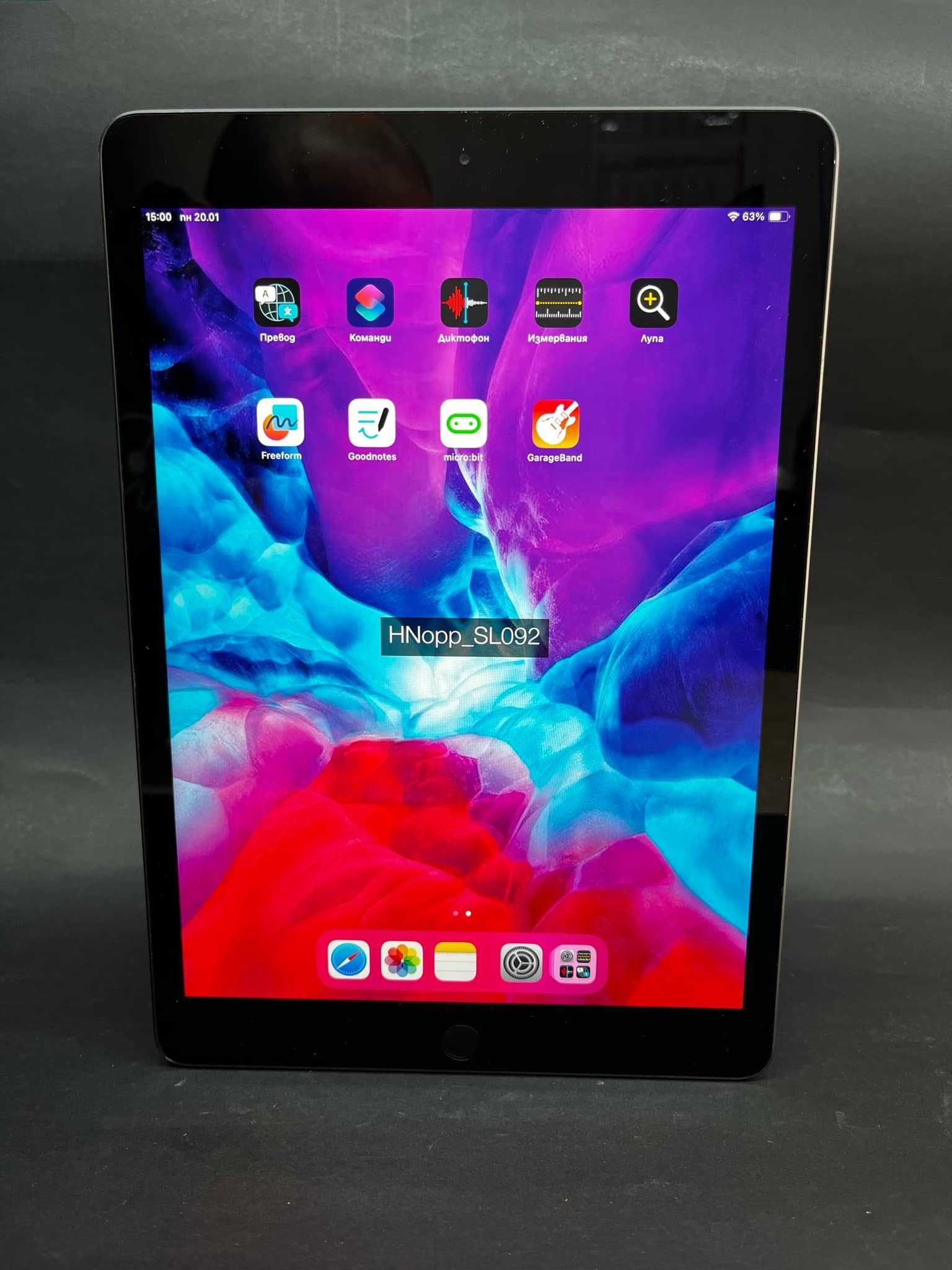 Таблет Apple iPad 8 2020 10.2  MYL92 / 32GB / Перфектен