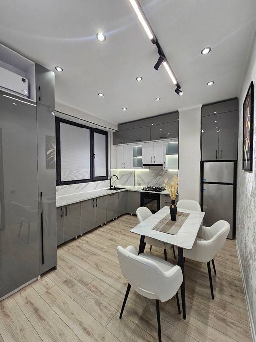 Срочно Продаётся ШРуставели Новостройка 2/7/14 евро ремонт с мебелью !