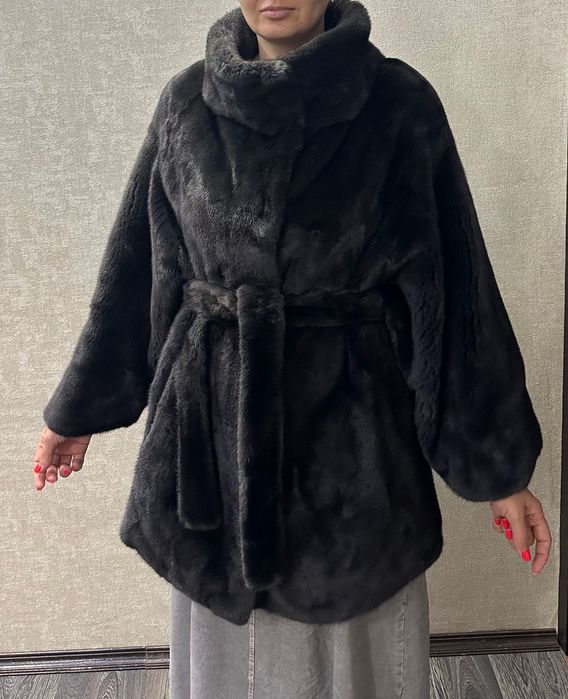 норковая шуба цвета графит