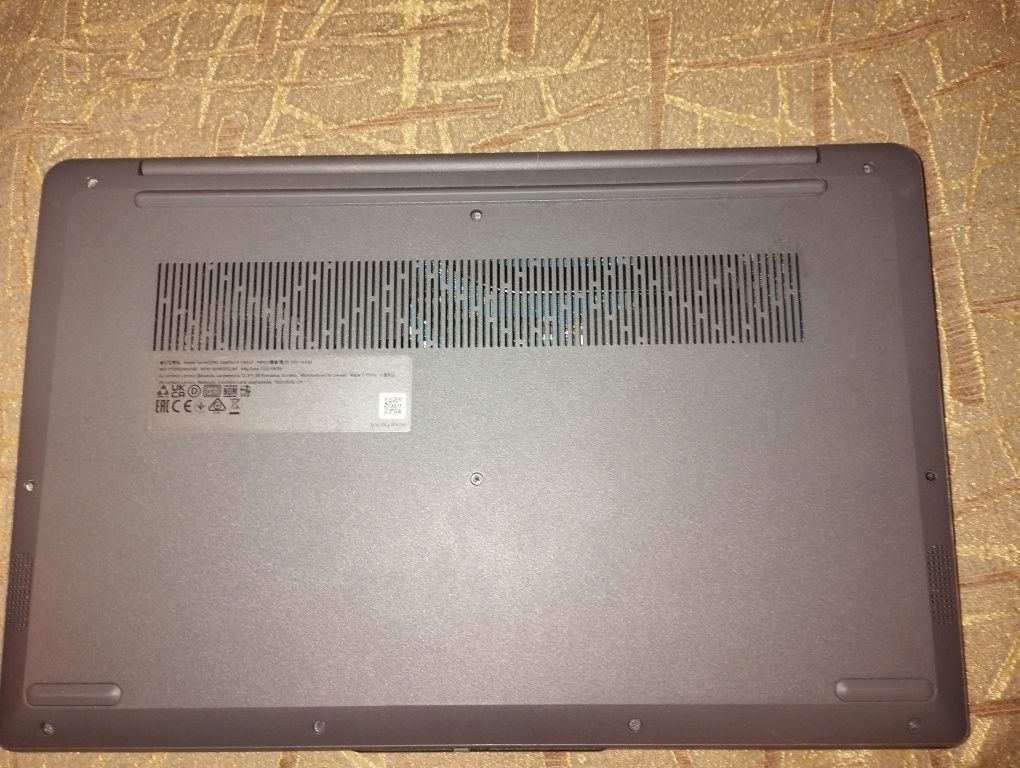 Ноутбук Lenovo Ideapad 3