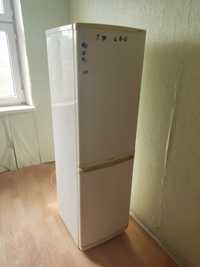 Продам холодильник маленькой семьи в рабочем состоянии  Самсунг