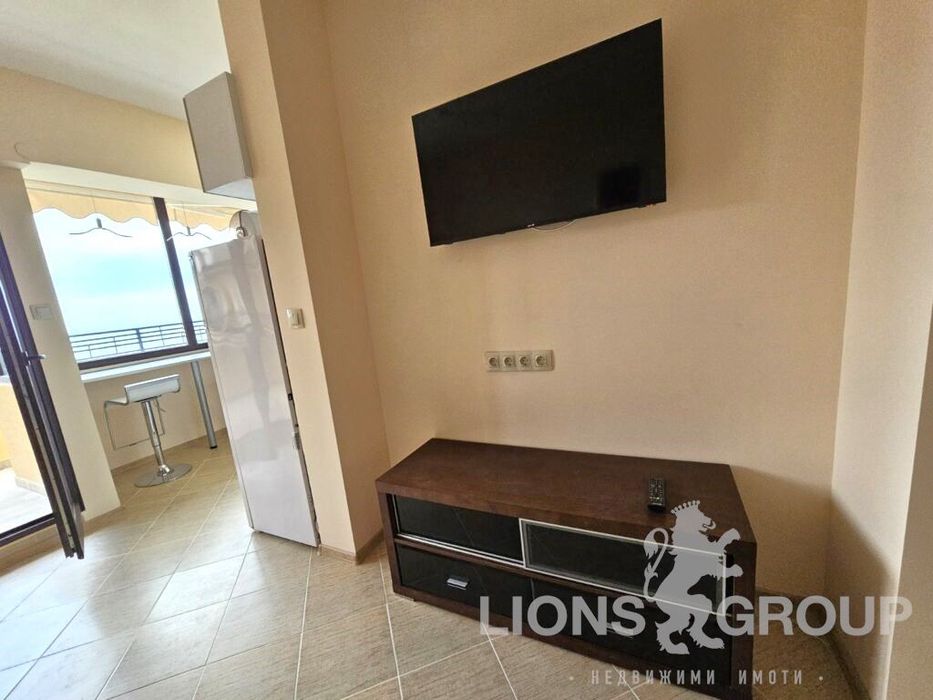 Продава се Тристаен апартамент в к.к. Златни пясъци - 100 кв.м за 1850 €/кв.м - Снимка #4