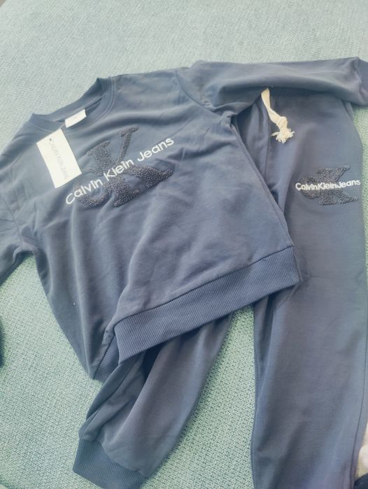 Trening Calvin Klein 5-6 ani
