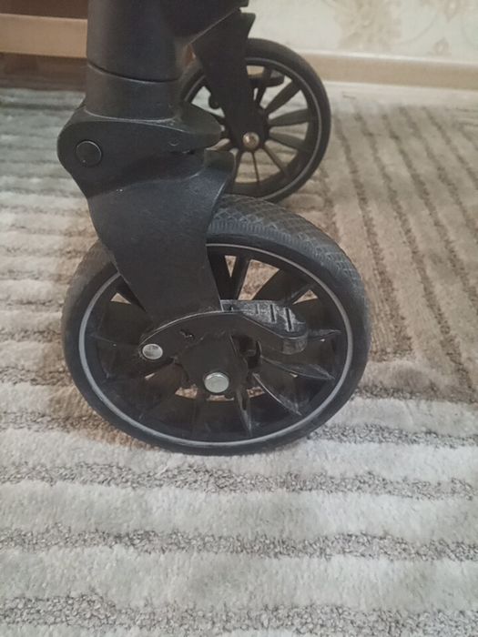 Коляска детская без задних колес