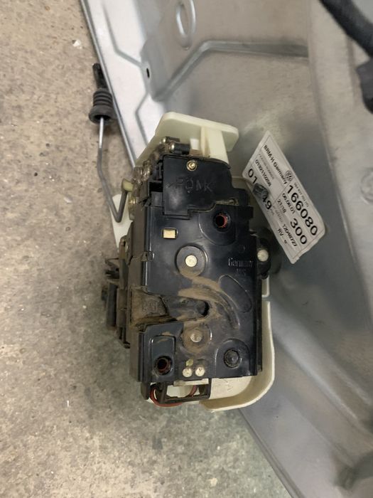 Заключващ механизъм с дръжк за VW Pasat B5.5