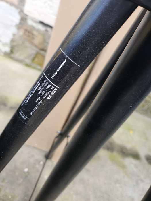 Vând stative/stendere Fbt noi