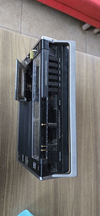 Radio casetofon Philips RR 454 pentru restaurare