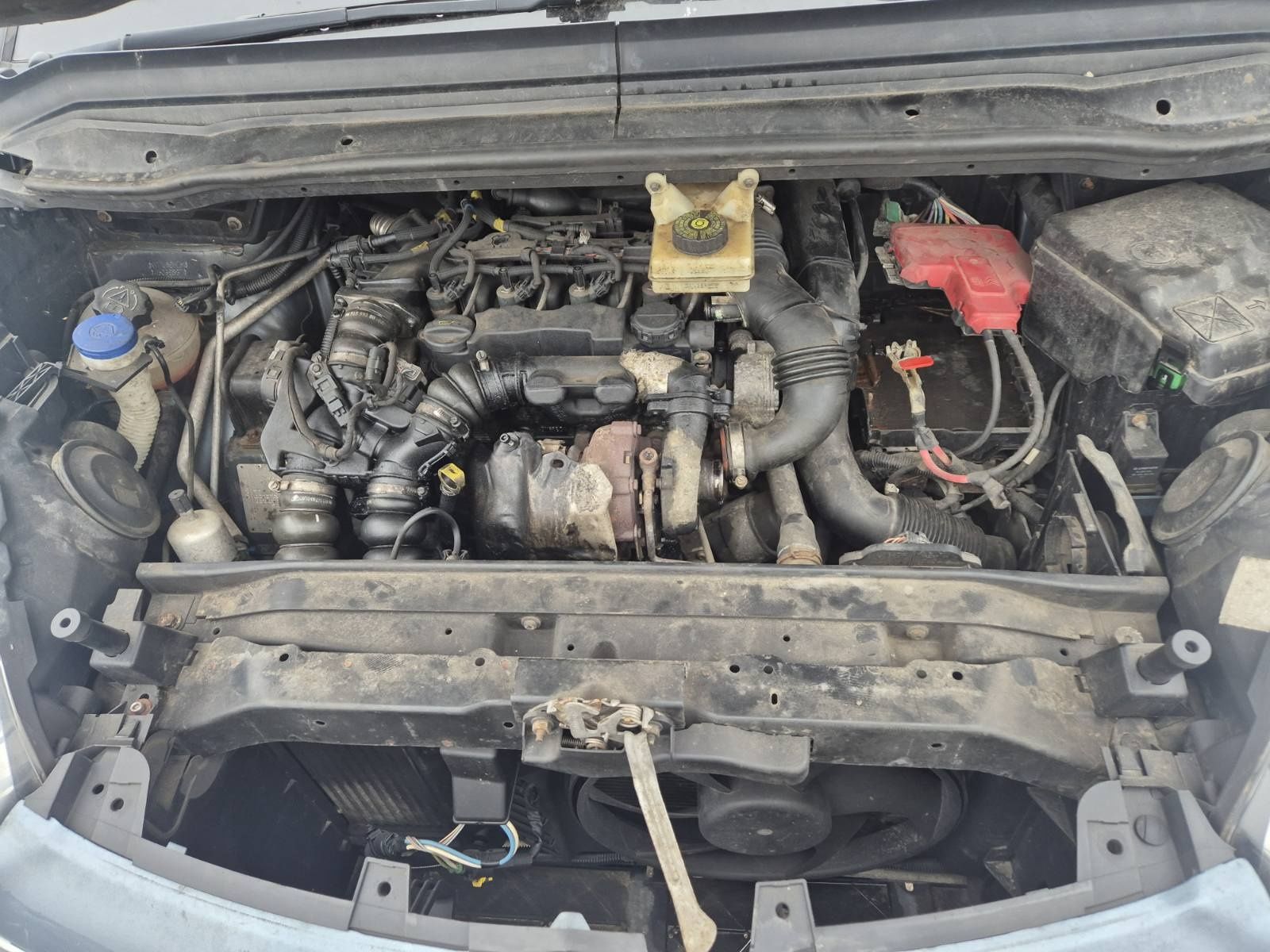 Citroen c8 1.6 дизел на части