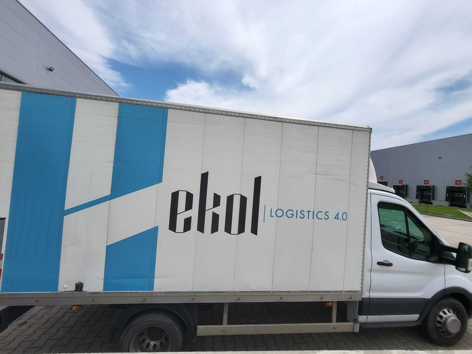 Autoutilitara N1 - Ford Transit BOX