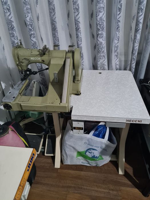 Vand masini de cusut industriale Juki si Necchi