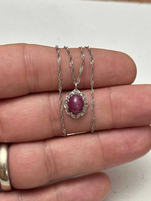 LANT + PANDANTIV AUR alb 18K + 8 Diamante + 1 Rubin Caboson - Vintage