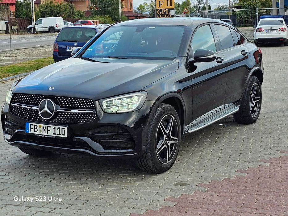 Mercedes-Benz GLC GLC 300e 4MATIC impecabilă