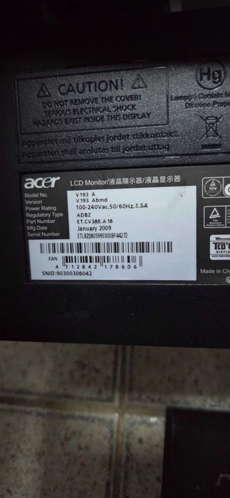 Lichidare stoc – Monitoare Acer V193 – stare excelentă