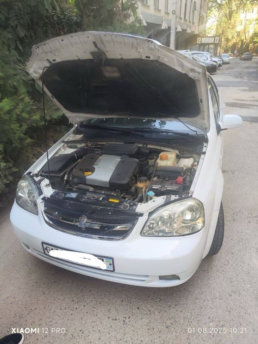 Lacetti 1.8 mexanika 2009 arenda