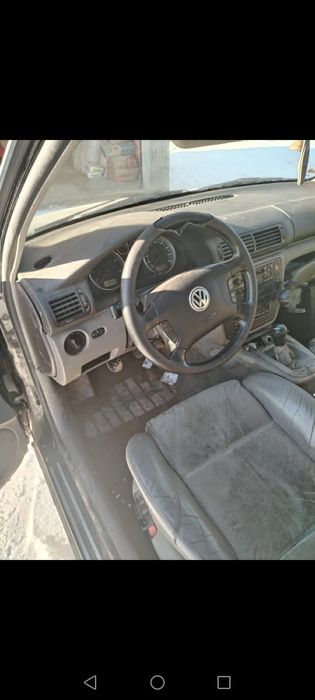 Vând Volkswagen Passat. Pe motorina