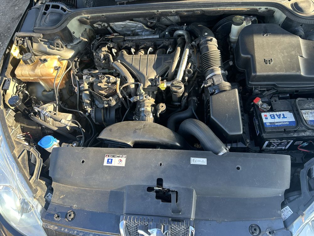 Peugeot / Пежо 407 2.0HDI 136hp - НА ЧАСТИ