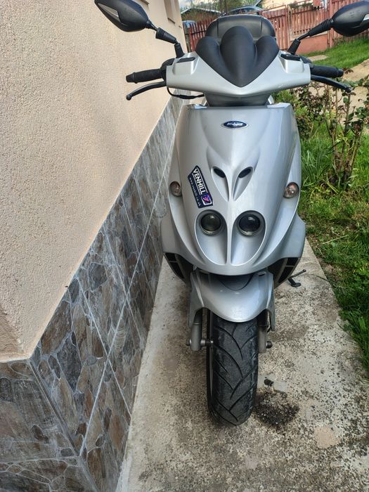Malaguti phantom max 250