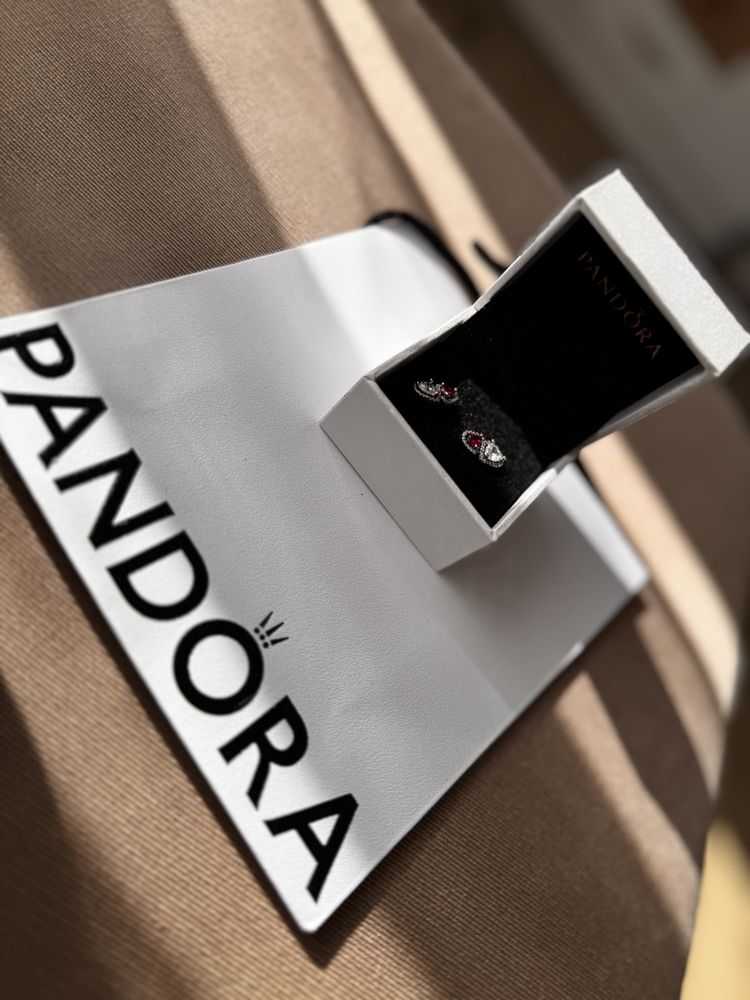 Пандора обеци Pandora