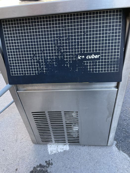 Ледогенератор Професионален Ice Cuber