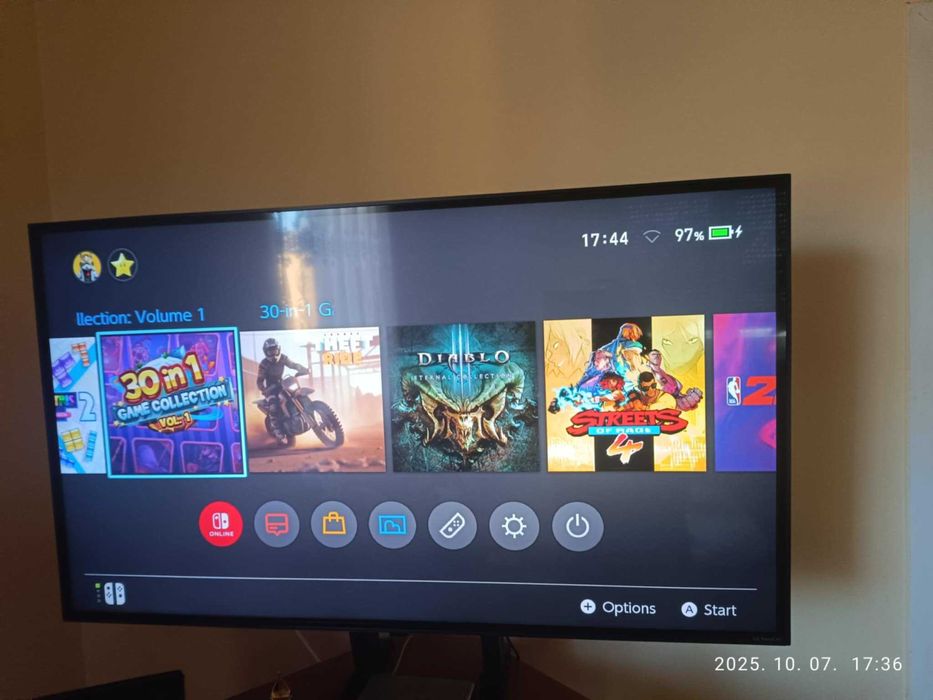 Nintendo Switch  Modat 256 GB + Accesori