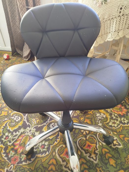 Продам стул мягкий