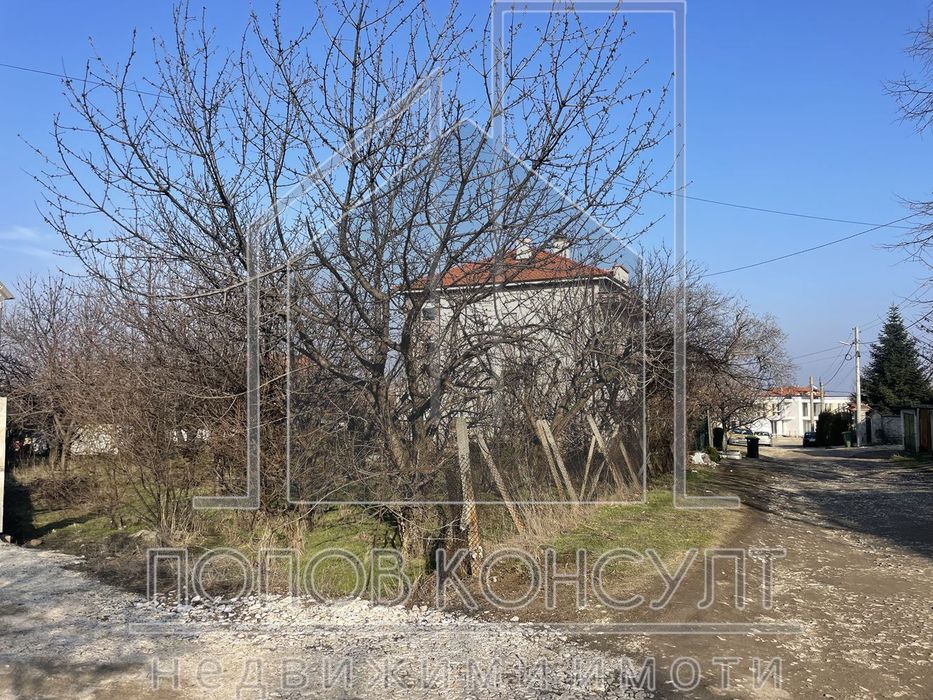 Парцел в Пловдив, област-с.Брестник площ 594 цена 79990